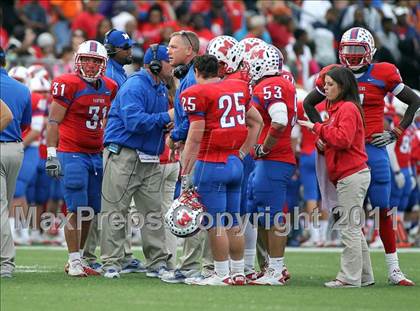 Thumbnail 2 in Midway vs. Ryan (4A Division 1 Region 1 Semifinals) photogallery.