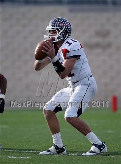 Thumbnail 2 in Midway vs. Ryan (4A Division 1 Region 1 Semifinals) photogallery.