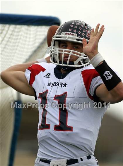 Thumbnail 2 in Midway vs. Ryan (4A Division 1 Region 1 Semifinals) photogallery.