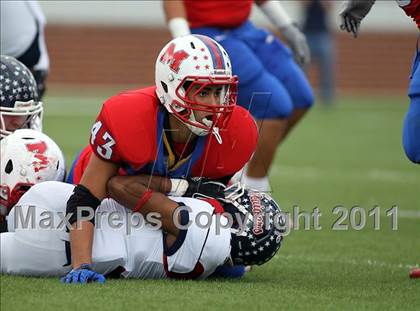 Thumbnail 2 in Midway vs. Ryan (4A Division 1 Region 1 Semifinals) photogallery.