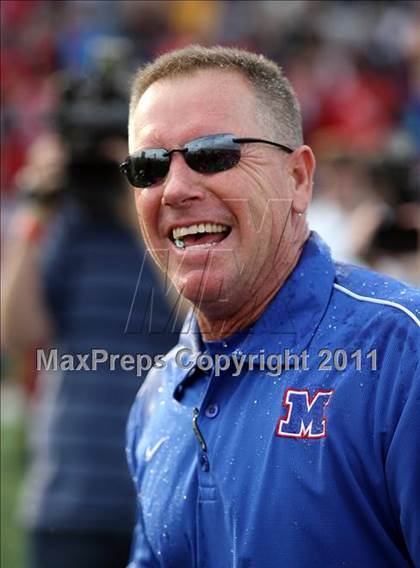 Thumbnail 1 in Midway vs. Ryan (4A Division 1 Region 1 Semifinals) photogallery.