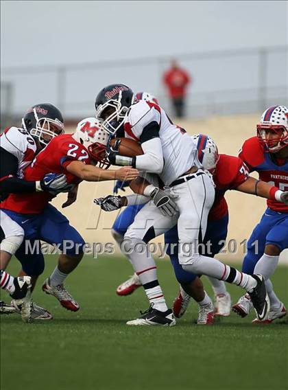 Thumbnail 3 in Midway vs. Ryan (4A Division 1 Region 1 Semifinals) photogallery.