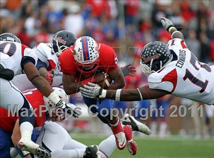 Thumbnail 1 in Midway vs. Ryan (4A Division 1 Region 1 Semifinals) photogallery.