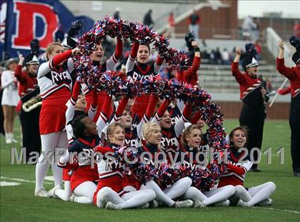 Thumbnail 2 in Midway vs. Ryan (4A Division 1 Region 1 Semifinals) photogallery.