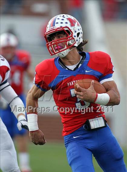 Thumbnail 2 in Midway vs. Ryan (4A Division 1 Region 1 Semifinals) photogallery.