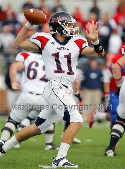 Thumbnail 1 in Midway vs. Ryan (4A Division 1 Region 1 Semifinals) photogallery.