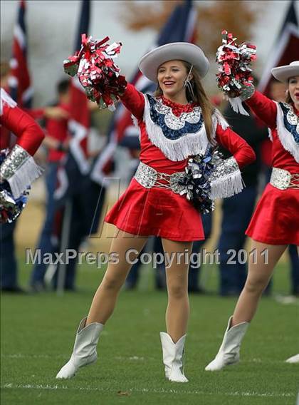 Thumbnail 2 in Midway vs. Ryan (4A Division 1 Region 1 Semifinals) photogallery.