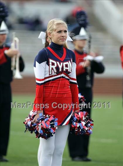 Thumbnail 3 in Midway vs. Ryan (4A Division 1 Region 1 Semifinals) photogallery.
