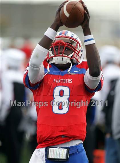 Thumbnail 1 in Midway vs. Ryan (4A Division 1 Region 1 Semifinals) photogallery.