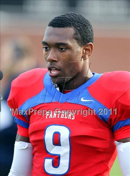 Thumbnail 1 in Midway vs. Ryan (4A Division 1 Region 1 Semifinals) photogallery.