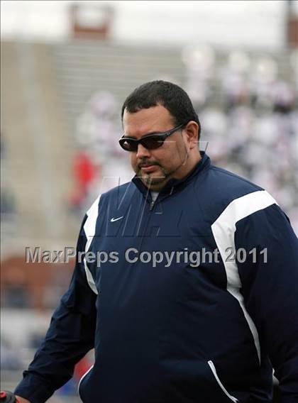 Thumbnail 2 in Midway vs. Ryan (4A Division 1 Region 1 Semifinals) photogallery.