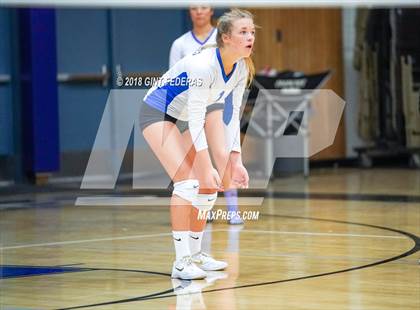 Thumbnail 1 in Moreau Catholic @ Acalanes photogallery.