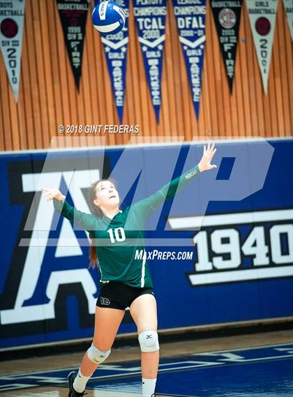 Thumbnail 2 in Moreau Catholic @ Acalanes photogallery.