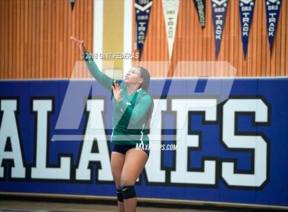 Thumbnail 3 in Moreau Catholic @ Acalanes photogallery.