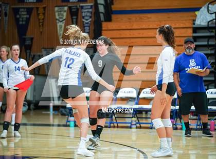 Thumbnail 2 in Moreau Catholic @ Acalanes photogallery.