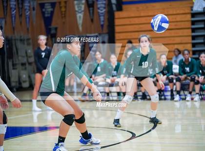 Thumbnail 3 in Moreau Catholic @ Acalanes photogallery.