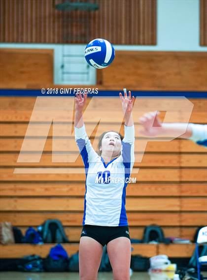 Thumbnail 2 in Moreau Catholic @ Acalanes photogallery.