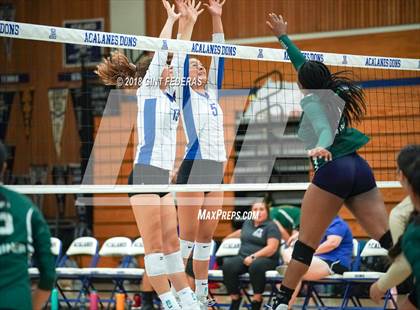 Thumbnail 2 in Moreau Catholic @ Acalanes photogallery.