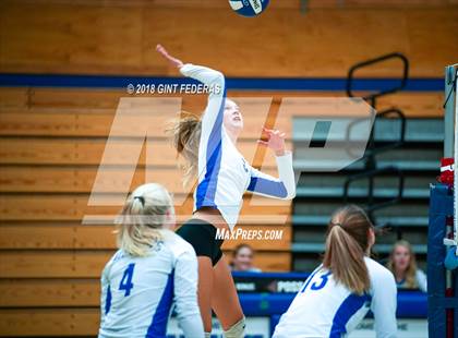 Thumbnail 1 in Moreau Catholic @ Acalanes photogallery.