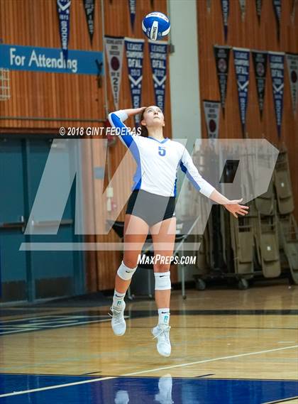 Thumbnail 3 in Moreau Catholic @ Acalanes photogallery.