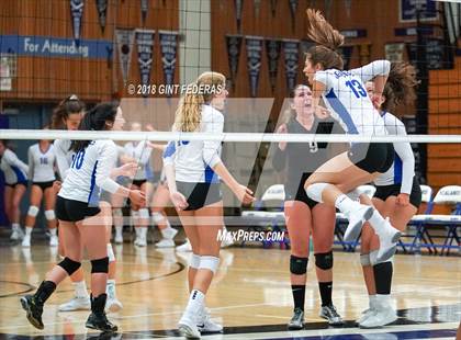Thumbnail 3 in Moreau Catholic @ Acalanes photogallery.
