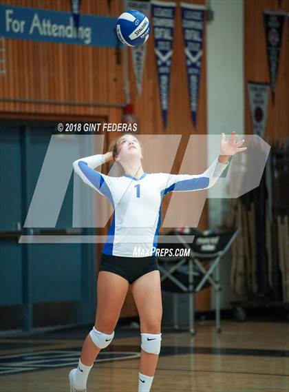 Thumbnail 2 in Moreau Catholic @ Acalanes photogallery.