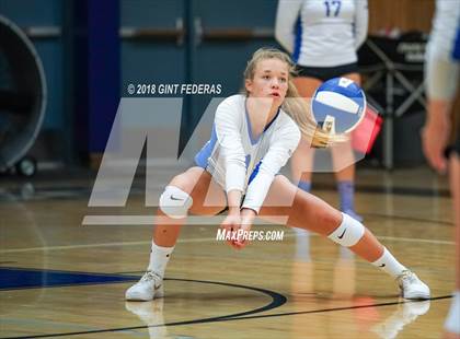 Thumbnail 1 in Moreau Catholic @ Acalanes photogallery.