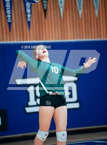 Thumbnail 1 in Moreau Catholic @ Acalanes photogallery.