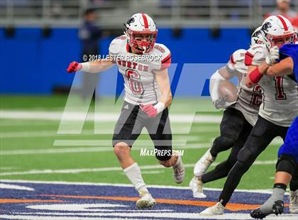 Thumbnail 3 in Falls City vs. Burton (UIL 2A Quarterfinal Playoffs) photogallery.