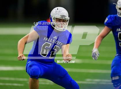 Thumbnail 2 in Falls City vs. Burton (UIL 2A Quarterfinal Playoffs) photogallery.