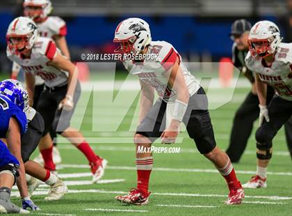 Thumbnail 3 in Falls City vs. Burton (UIL 2A Quarterfinal Playoffs) photogallery.