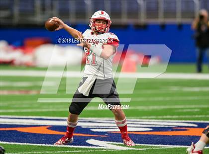 Thumbnail 3 in Falls City vs. Burton (UIL 2A Quarterfinal Playoffs) photogallery.