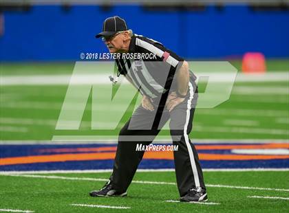 Thumbnail 1 in Falls City vs. Burton (UIL 2A Quarterfinal Playoffs) photogallery.