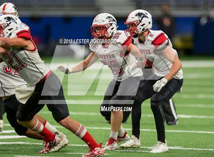 Thumbnail 2 in Falls City vs. Burton (UIL 2A Quarterfinal Playoffs) photogallery.
