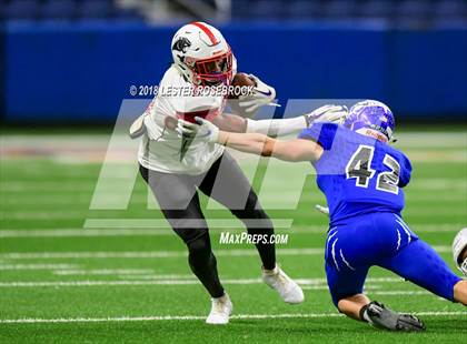 Thumbnail 2 in Falls City vs. Burton (UIL 2A Quarterfinal Playoffs) photogallery.