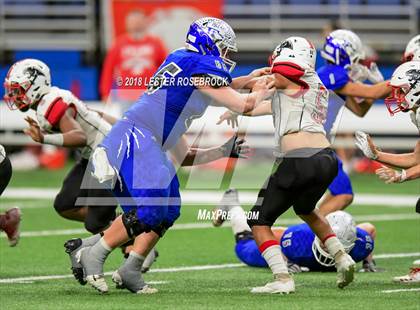 Thumbnail 1 in Falls City vs. Burton (UIL 2A Quarterfinal Playoffs) photogallery.