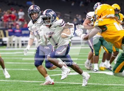 Thumbnail 3 in Riversideside Academy @ Southern Lab (LHSAA Division IV Select Final) photogallery.