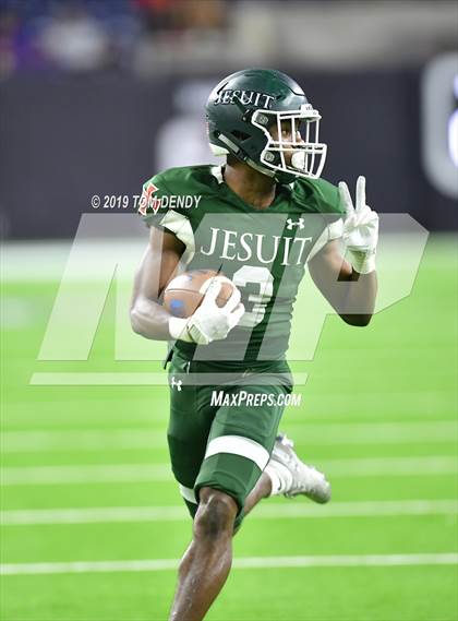 Thumbnail 3 in Strake Jesuit vs Cypress Creek (UIL 6A Regional Playoff) photogallery.