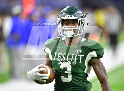Thumbnail 3 in Strake Jesuit vs Cypress Creek (UIL 6A Regional Playoff) photogallery.