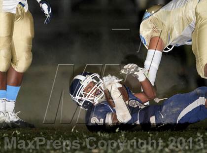 Thumbnail 2 in Locke @ Reseda photogallery.