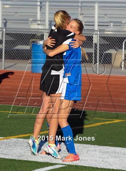 Thumbnail 1 in Fountain Hills vs. Walden Grove (AIA D3 Final) photogallery.