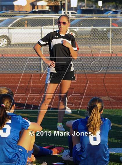 Thumbnail 3 in Fountain Hills vs. Walden Grove (AIA D3 Final) photogallery.