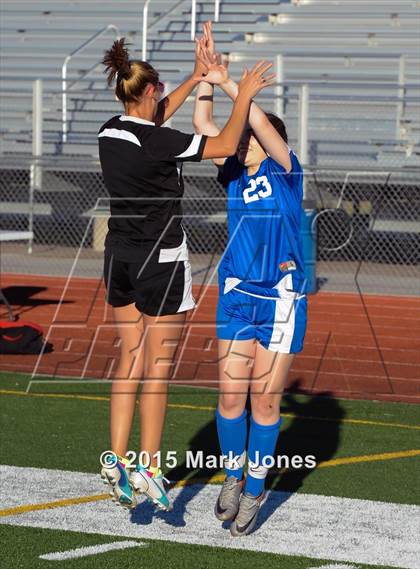 Thumbnail 3 in Fountain Hills vs. Walden Grove (AIA D3 Final) photogallery.