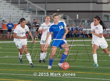 Thumbnail 3 in Fountain Hills vs. Walden Grove (AIA D3 Final) photogallery.