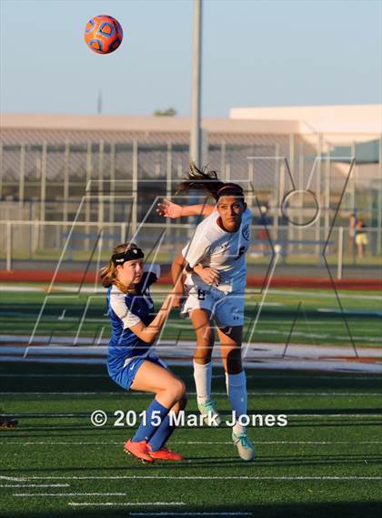 Thumbnail 2 in Fountain Hills vs. Walden Grove (AIA D3 Final) photogallery.