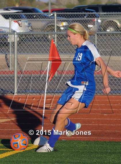 Thumbnail 1 in Fountain Hills vs. Walden Grove (AIA D3 Final) photogallery.