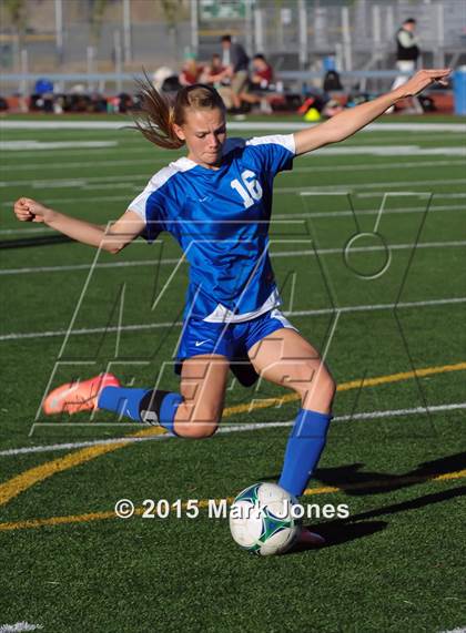 Thumbnail 1 in Fountain Hills vs. Walden Grove (AIA D3 Final) photogallery.