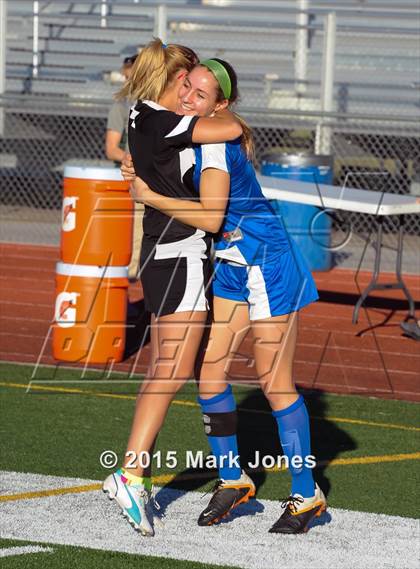 Thumbnail 3 in Fountain Hills vs. Walden Grove (AIA D3 Final) photogallery.