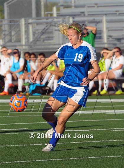 Thumbnail 3 in Fountain Hills vs. Walden Grove (AIA D3 Final) photogallery.