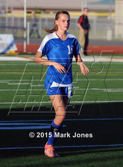 Thumbnail 3 in Fountain Hills vs. Walden Grove (AIA D3 Final) photogallery.